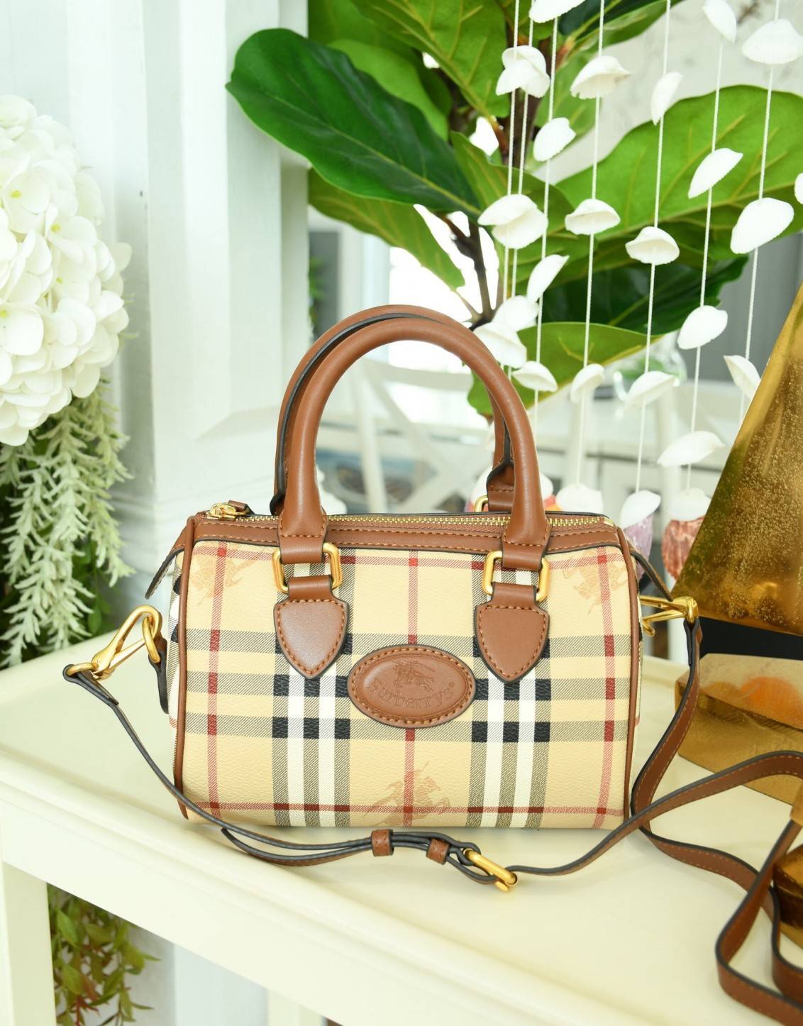 Burberry bag Crossbody Bag Vip Gift with Purchase (GWP) พรีเมี่ยมกิ๊ฟ Limited Edition จาก BURBERRY PERFUME