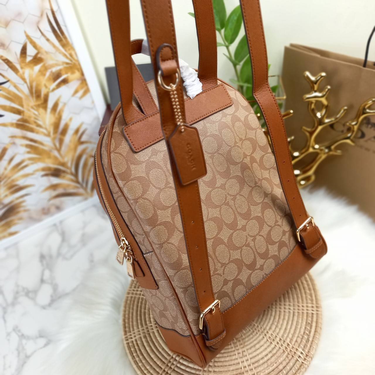 COACH KENLEY BACKPACK IN SIGNATURE CANVAS WITH STRIPE (COACH C5795)🌈🍁กระเป๋าเป้ กระเป๋าสะพายรุ่น Unisex ที่ใช้ได้ทั้งชายและหญิง รูปทรงสวย ขนาดกำลังดี// วัสดุแคนวาสคุณภาพ ผสมหนังแท้ ลาย SIGNATURE//เปิด-ปิด ด้วยซิบ ด้านในโล่งกว้าง จุของได้เย