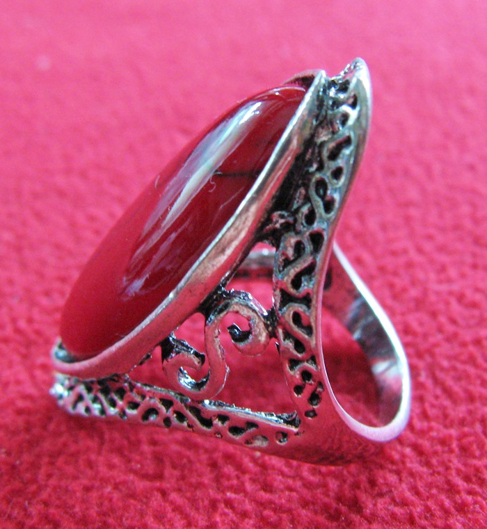 สินค้าหมดค่ะ แหวนหินปะการังสีแดง โรเดียมสีเงิน(คุ้มครอง)แบบ3ค่ะ