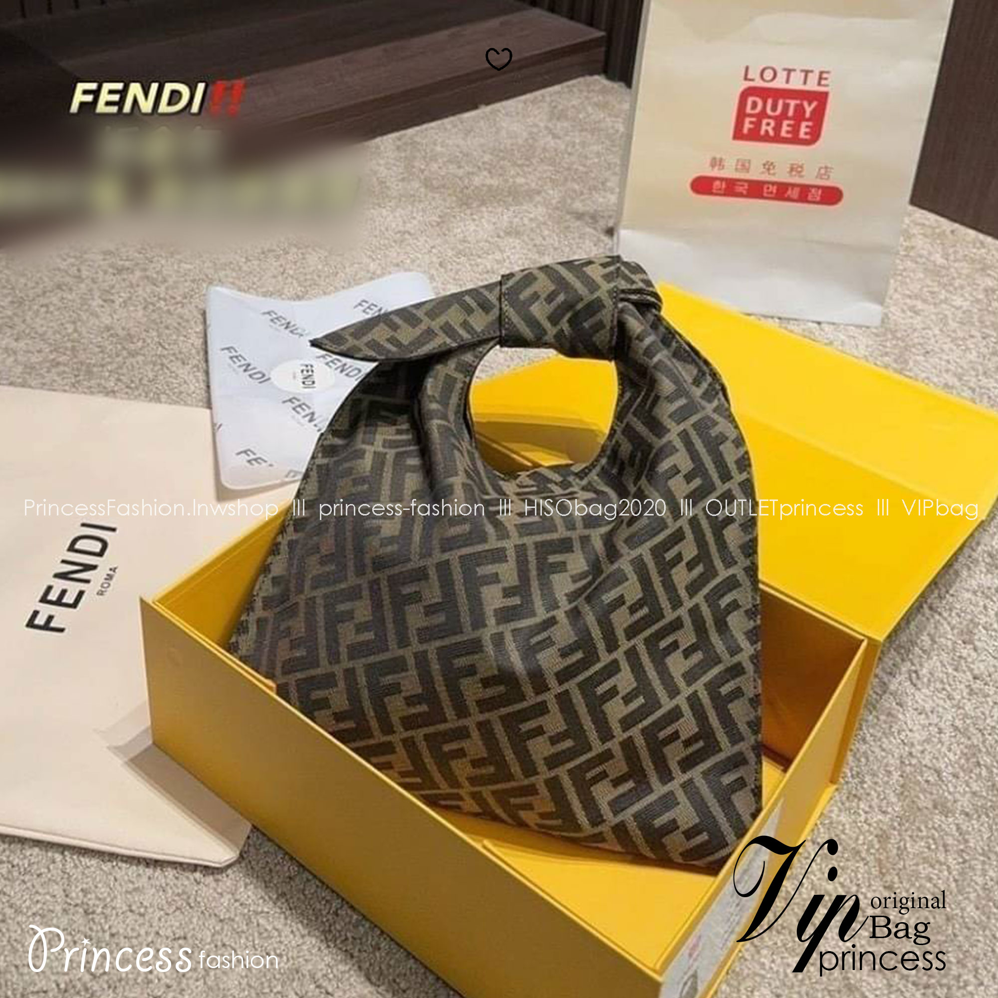 FENDI Shopper Brown FF jacquard bag กระเป๋าทรงช็อปเปอร์ลายโมโนแกรม ดีไซน์ไม่ซ้ำใคร จุของได้สบายๆ ภายในโล่งกว้าง ใส่ของจำเป็นได้ครบ เหมาะมากกับ short vacation ในวันสบายๆ ชิลๆ ราคาน่ารักสุดคุ้ม ห้ามพลาดเลยน้า!!