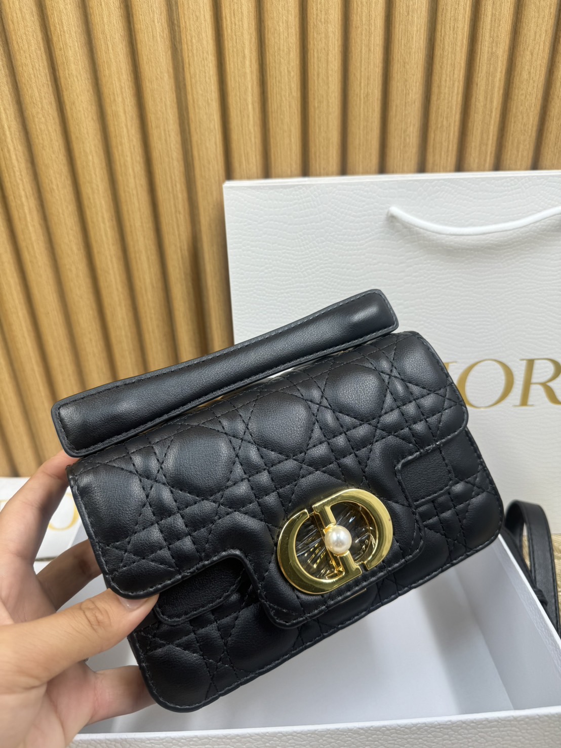 พร้อมส่ง 6 สี Mini Dior Jolie Top Handle Bag 20cm กระเป๋าสะพาย เกรดออริ สลับแท้ 1:1 ใช้ต่างประเทศได้