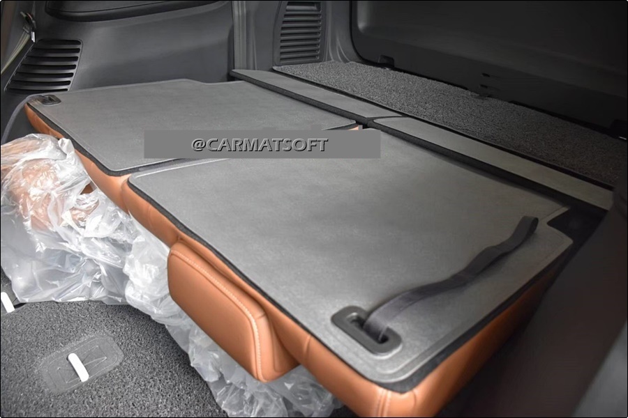 พรมดักฝุ่นไวนิลรีดขอบ ISUZU MU-X 2021 พรมดักฝุ่นในรถ สีเทา+เเผ่นท้ายเเถว3