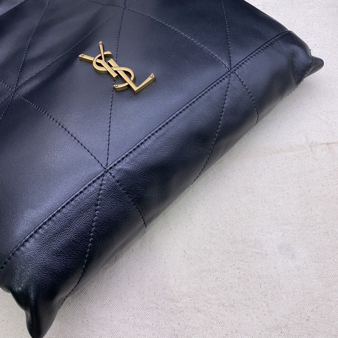 YSL JAMIE 4.3 POCHON / YSL TOTE BAG กระเป๋าสะพายทรงโท้ท รุ่นใหม่ งานหนังเต็มใบจุของได้เยอะ เกรดออริ 1:1 ใช้งานต่างประเทศได้