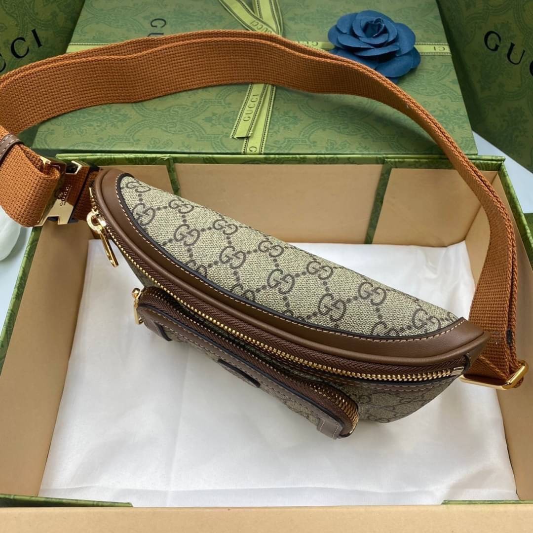 VIP 】หนังแท้ GUCCI Belt bag with Interlocking G 23CM แบบใหม่ล่าสุด ใช้ได้ทั้งหญิงชาย คาดอก คาดเอวได้ คูลๆ เลยค่าา ใบจริงสวย น่าใช้มากๆ สะพายวันไหนๆได้หมด สินค้าพร้อมส่ง มีมาจำนวนจำกัด ห้ามพลาดค่ะ! กระเป๋าคาดอกด้านหน้า//คาดไปทางด้านหลัง//หรือคาดเอวได้ ตามแ
