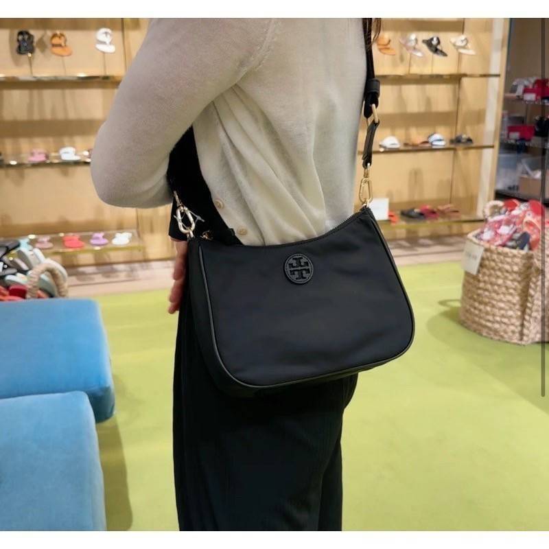 Tory Burch Nylon Web Mini Hobo Bag กระเป๋าสะพายดีไซน์เรียบง่าย น้ำหนักเบา เกรดออริ สลับแท้ 1:1 ใช้งานต่างประเทศได้