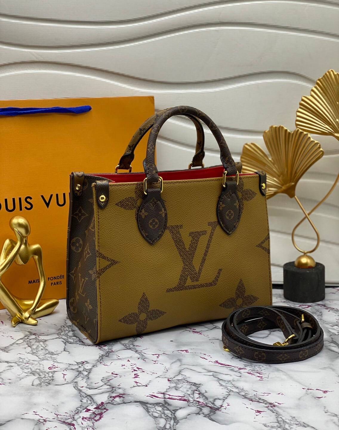 หนังแท้ LOUIS VUITTON ONTHEGO 10" พร้อมส่งที่ไทย เกรดใช้งานต่างประเทศได้