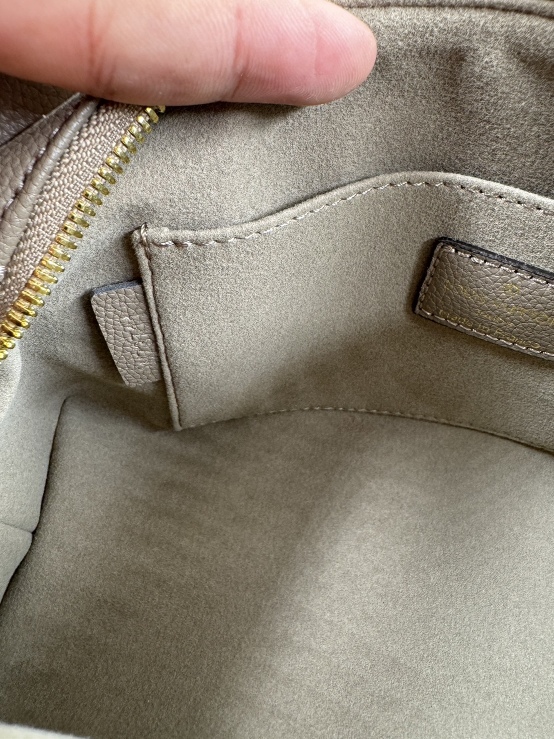 LV OnTheGo East West กระเป๋าทรงโท้ทดีไซน์ใหม่ สัดส่วนลงตัวงดงาม เกรดออริ 1:1 สลับแท้