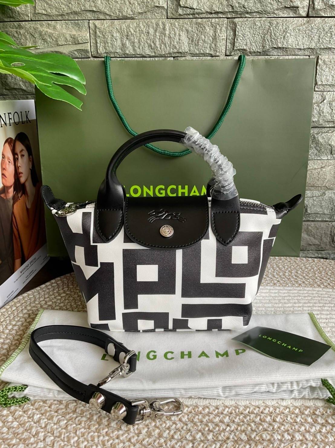 Longchamp Le Pliage Lgp Mini Tote - กระเป๋าถือขนาดเล็ก วัสดุหนังเมทิส หรือ หนังแกะ - น้ำหนักเบา จุของได้เยอะ เปิด-ปิดด้วยซิปสะดวกใช้