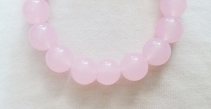 สร้อยข้อมือปี่เซี้ยะเดี่ยวสีทองหินโรสควอตซ์ เสริมความรัก แก้ชงปีกุน ปี2562 พร้อมใบคาถาค่ะ