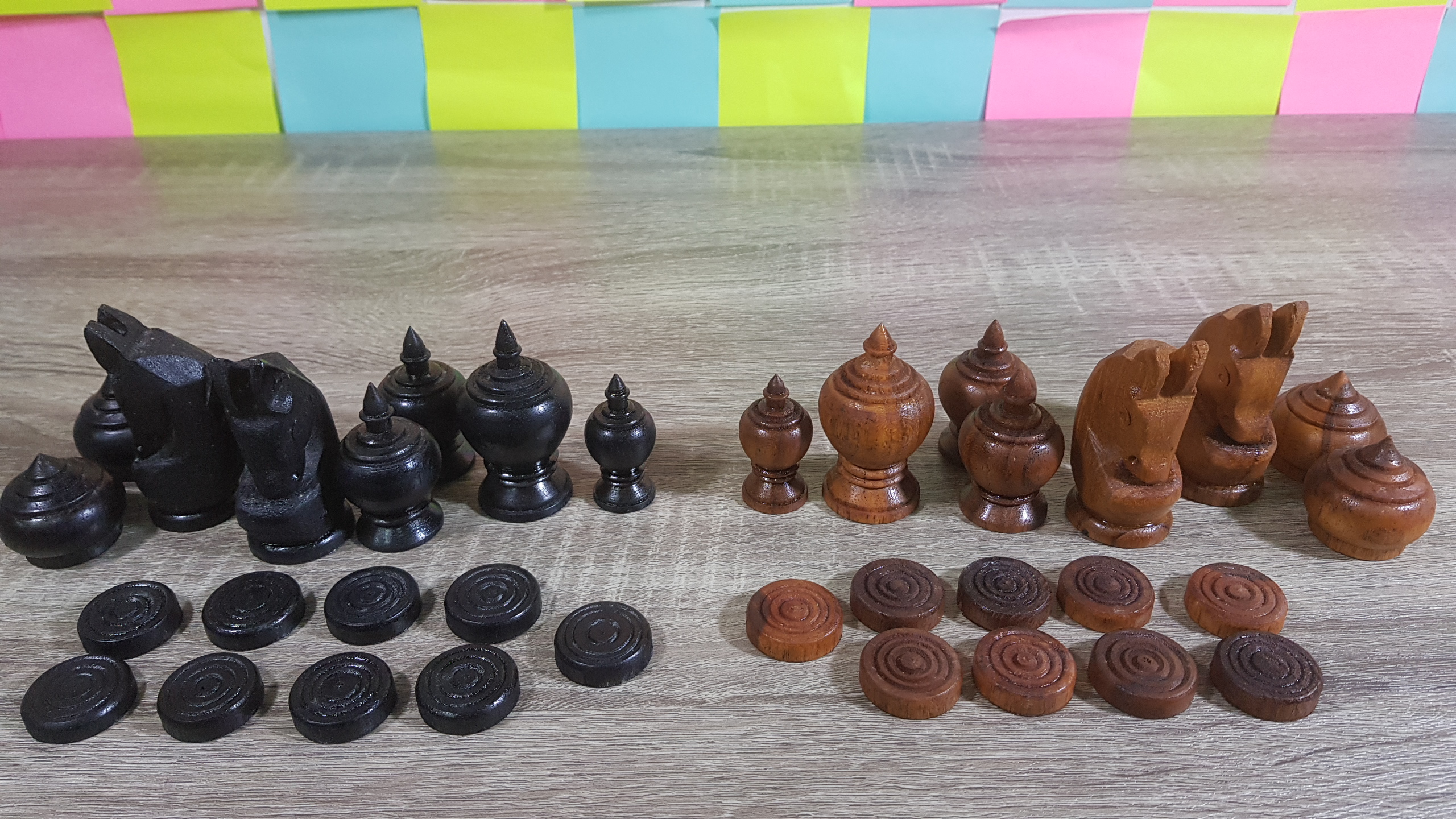 ตัวหมากรุกไทยไม้สักขนาดมาตรฐาน