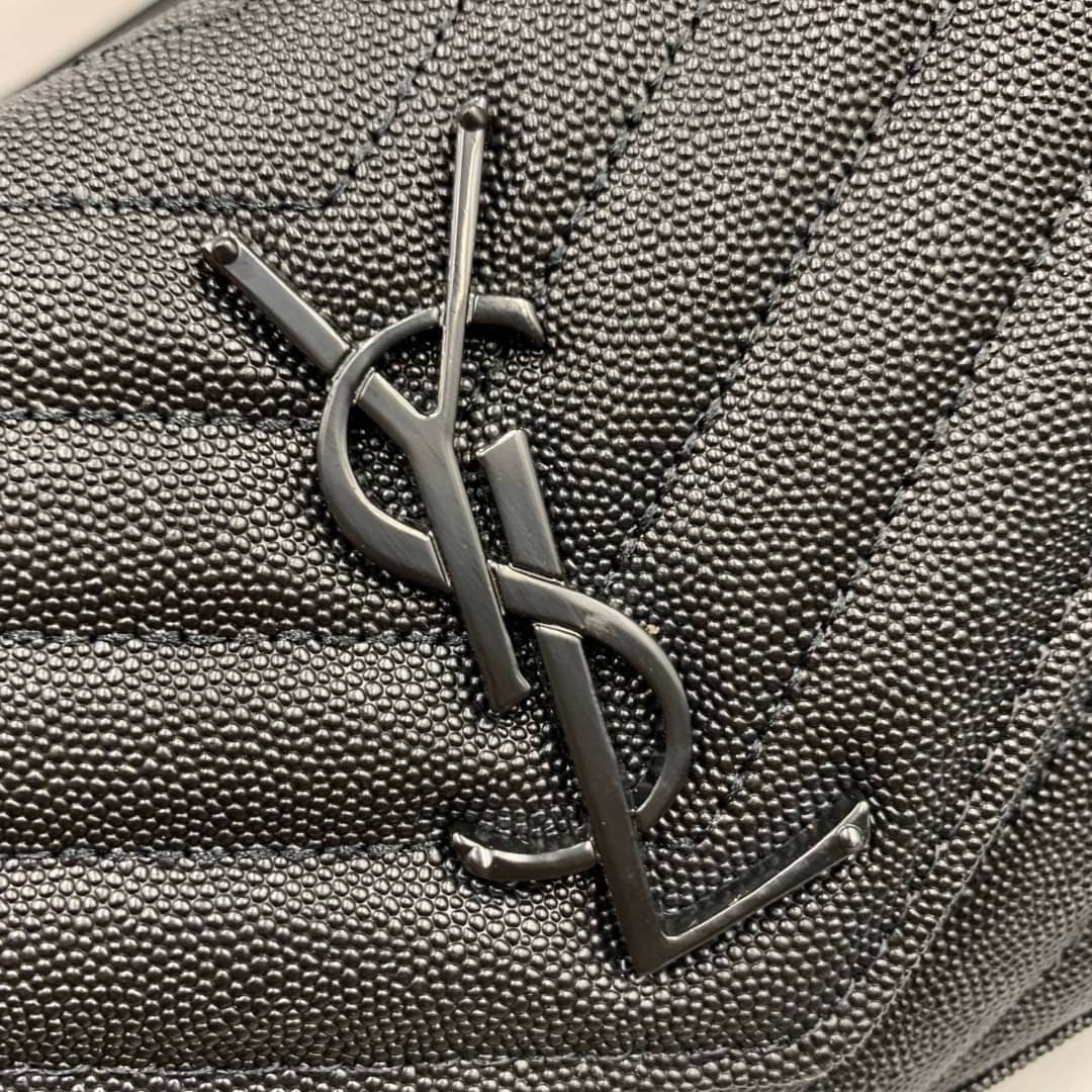 VIP GIFT 】หนังแท้ YSL WOC 9" Saint Laurent Chain Wallet Envelope Woc Monogram Black Leather Cross Body Bag กระเป๋าเงิน wallet on chain ที่มาพร้อมสายสะพายแบบโซ่ ขนาด 9” หนังวัวติดโลโก้ YSL มีทั้งอะไหล่เงิน ทอง และดำ ด้านในมีช่องซิป และช่องใส่การ์ด เรี