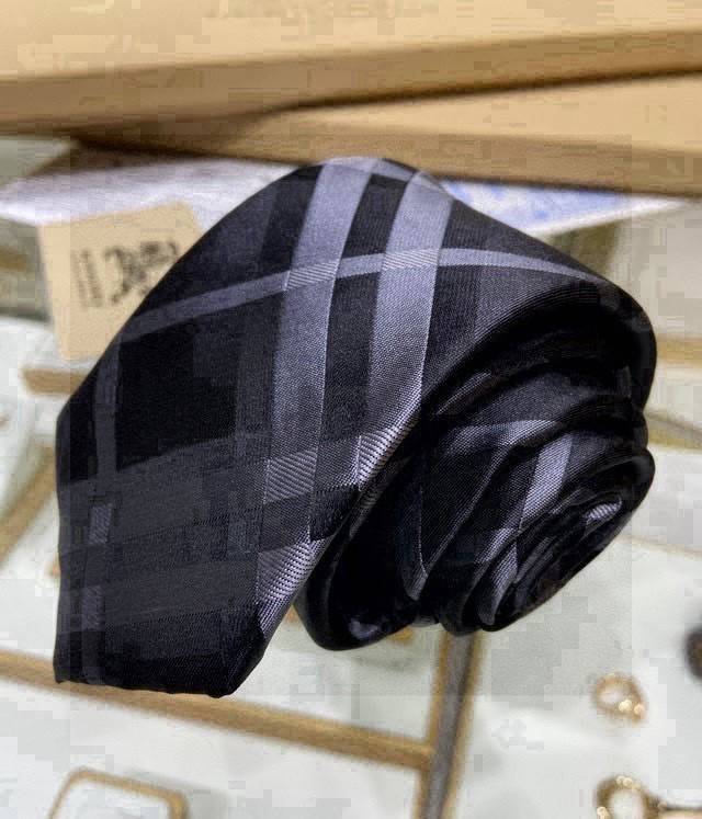 TOP ORI | BURBERRY NECKTIE THE BEST QUALITY Check Silk Tie เกรดเทียบแท้เทพดีสุด เนคไทแบรนด์เนมเบอร์เบอรี่ ผ้าไหมอิตาลี่ทอละเอียดปราณีตทุกเส้นทำมือสวยคมชัด