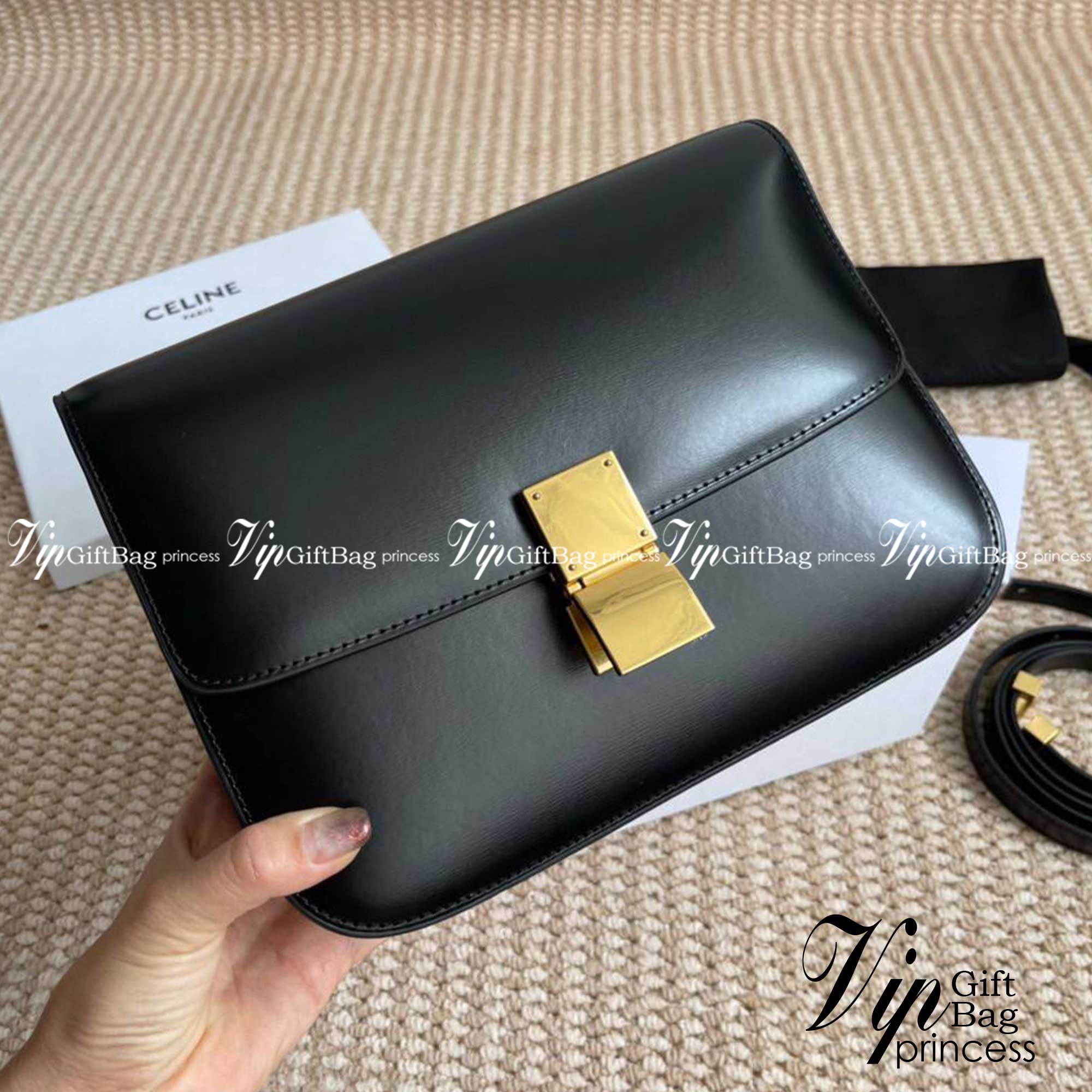 CELINE Medium Classic bag in box calfskin เกรดออริจินอล กระเป๋าสะพายแบรนด์เนมซีลีนหนังแท้ อะไหล่ทองหรู งานหนังเรียบ สวยหรู ด้านในเปิดด้วยบีบอะไหล่ทอง