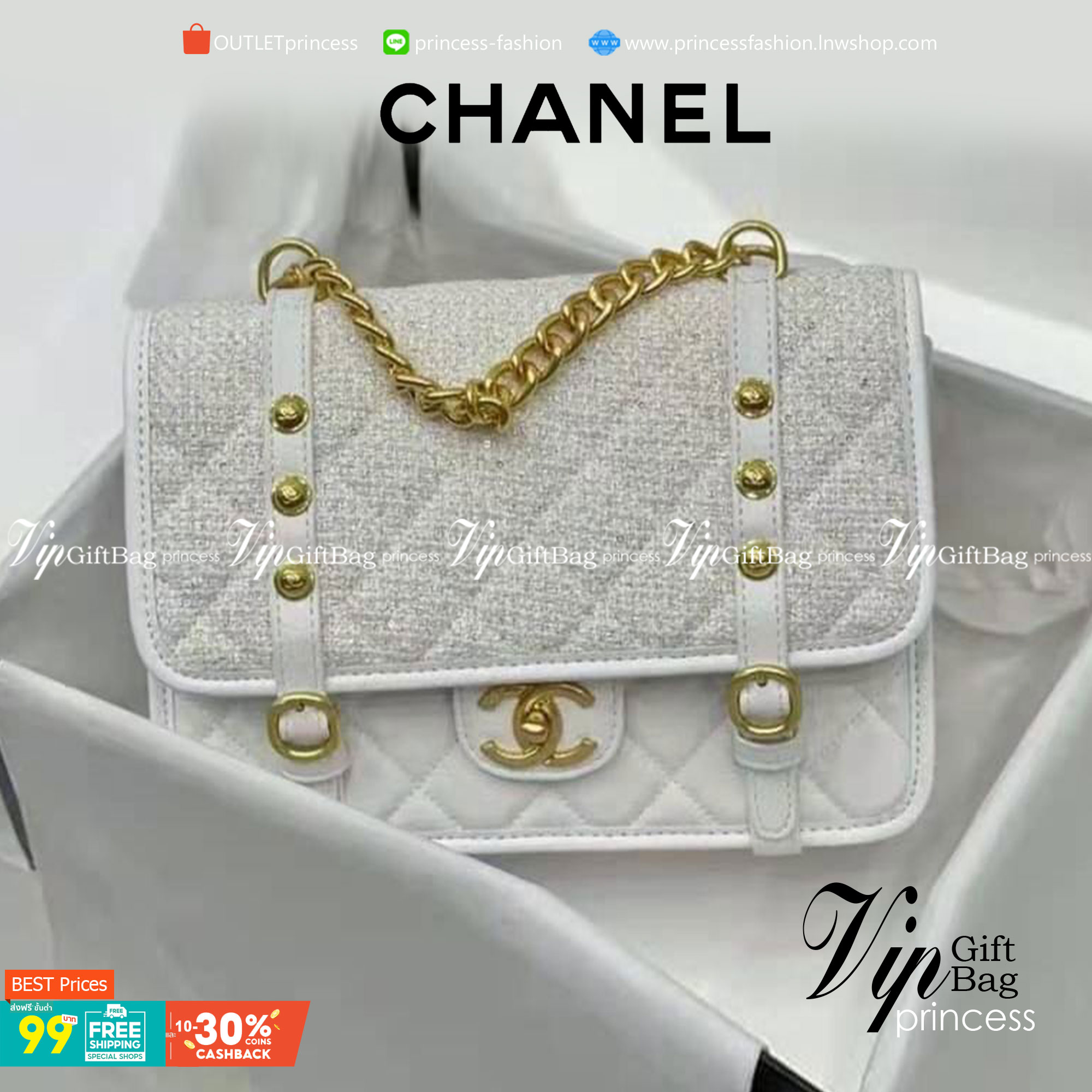 Chanel อเนกประสงค์ รุ่น Limited edition ลายตาราง ปักหมุดอะไหล่ทอง หนังแท้ น้ำหนักเบา มีช่องใส่ของจุกจิก เปิดปิดด้วยฝาปิดกระดุม มีช่องใส่บัตร ช่องซิป ช่องหลัง ใส่กระเป๋าสตางค์ใบยาว ได้ค่ะ ตัวจริงสวยมากๆถูกใจรีบจองนะคะ ใส่มือถือได้ทุกรุ่น สายสะพายโซ่+หนัง แ