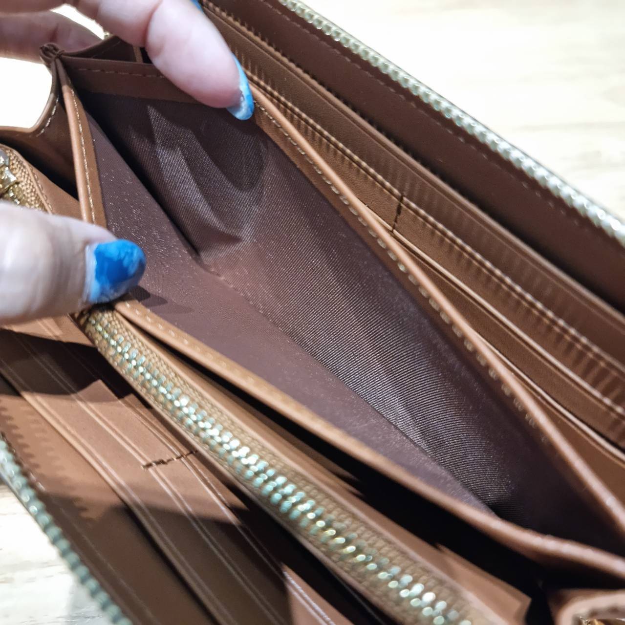 COACH LONG ZIP AROUND WALLET WITH FLORAL PRINT CJ373 / CR930 กระเป๋าสตางค์ใบยาวลายดอกไม้สดใส เกรดท็อปออริ เกรดดีสุด สลับแท้ 1:1 ใช้ต่างประเทศได้