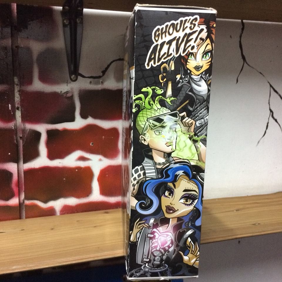 ตุ๊กตา Monster High Ghoul's Alive Robecca Steam