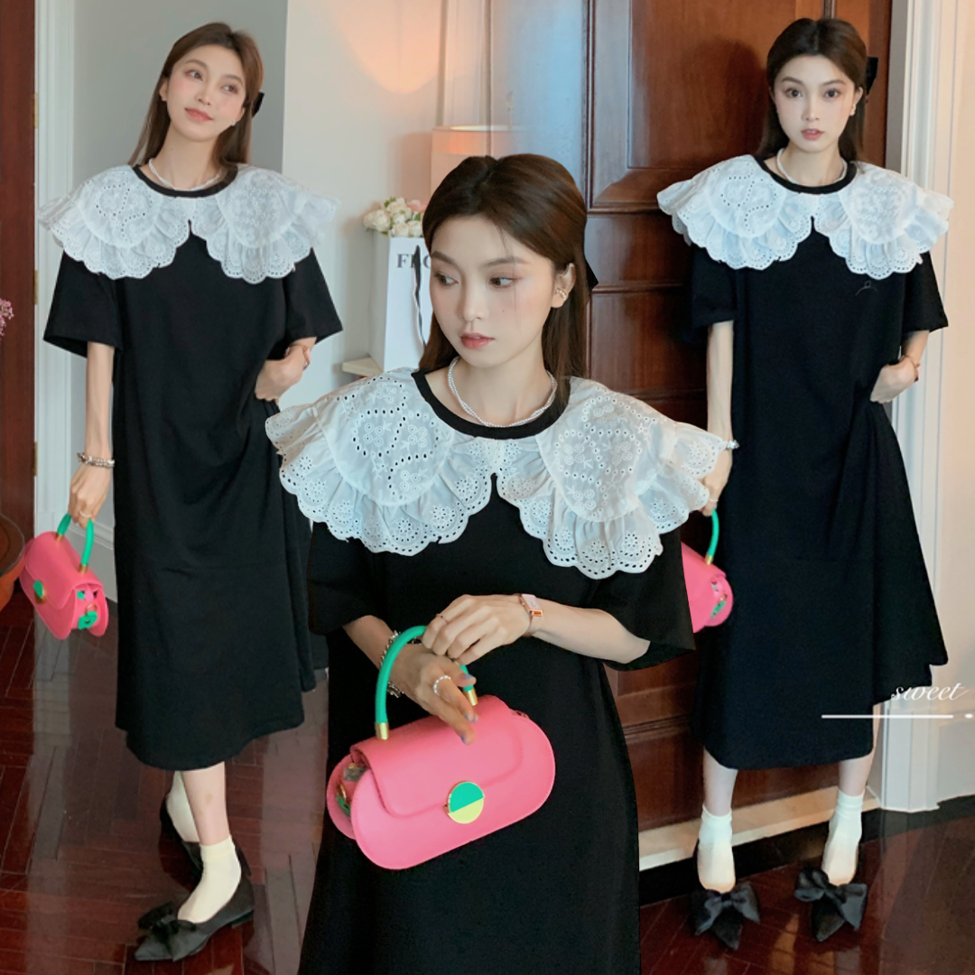 พร้อมส่ง 🍪🛋️ Light in the dark dress เดรสสีดำแต่งคอลูกไม้ (IN37438)