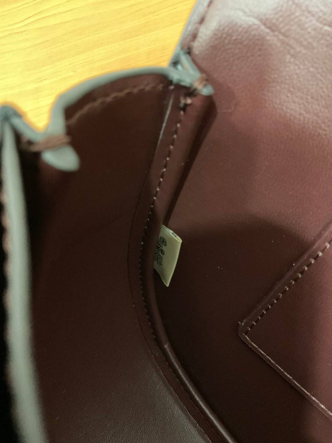 COACH ALIE SADDLE BAG IN SIGNATURE JACQUARD (C4694//C3464) New item!! กระเป๋าสะพายทรง saddle ดีไซน์วินเทจย้อนยุค แฝงความหรูในตัวด้วยอะไหล่สีทองเหลือง โดดเด่นไม่ซ้ำใครแน่นอน วัสดุผ้า jacquard สลับหนังแท้ ภายในเป็นช่องโล่ง มาพร้อมสายสะพายครอสบอดี้ ที่สามารถ