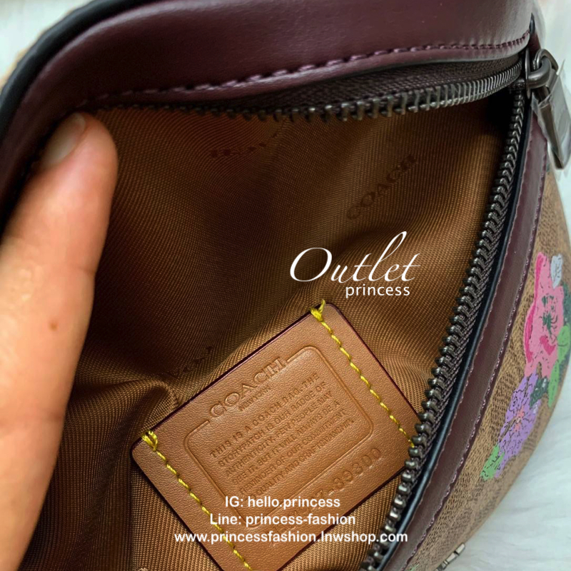 Coach Bethany Belt Bag In Signature With Blossom Print 🌸สวยงาม น่าใช้มากๆค่ะ กระเป๋าคาดอก ลาย C+รูปดอกไม้ด้านหน้าสวยโดดเด่นมากๆค่ะ มีช่องซิปหลักด้านหน้า ใส่มือถือได้ทุกรุ่น;กระเป๋าเงินใบกลางได้;พาสปอร์ตได้ค่ะ ด้านหลังมีช่องซิปให้อีกช่องนะคะ สายคาด