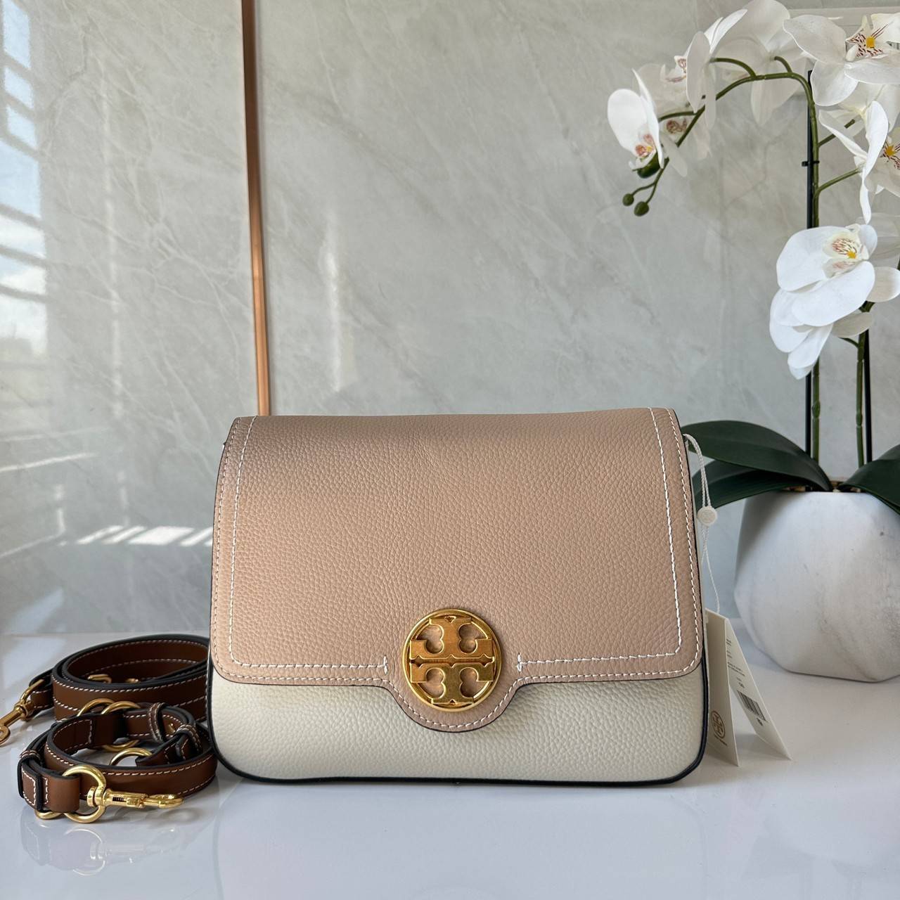 พร้อมส่ง 2 สี TORY BURCH FELIX CONVERTIBLE SHOULDER BAG กระเป๋าสะพาย เกรดท็อปออริ เกรดดีสุด สลับแท้ 1:1 ใช้ต่างประเทศได้