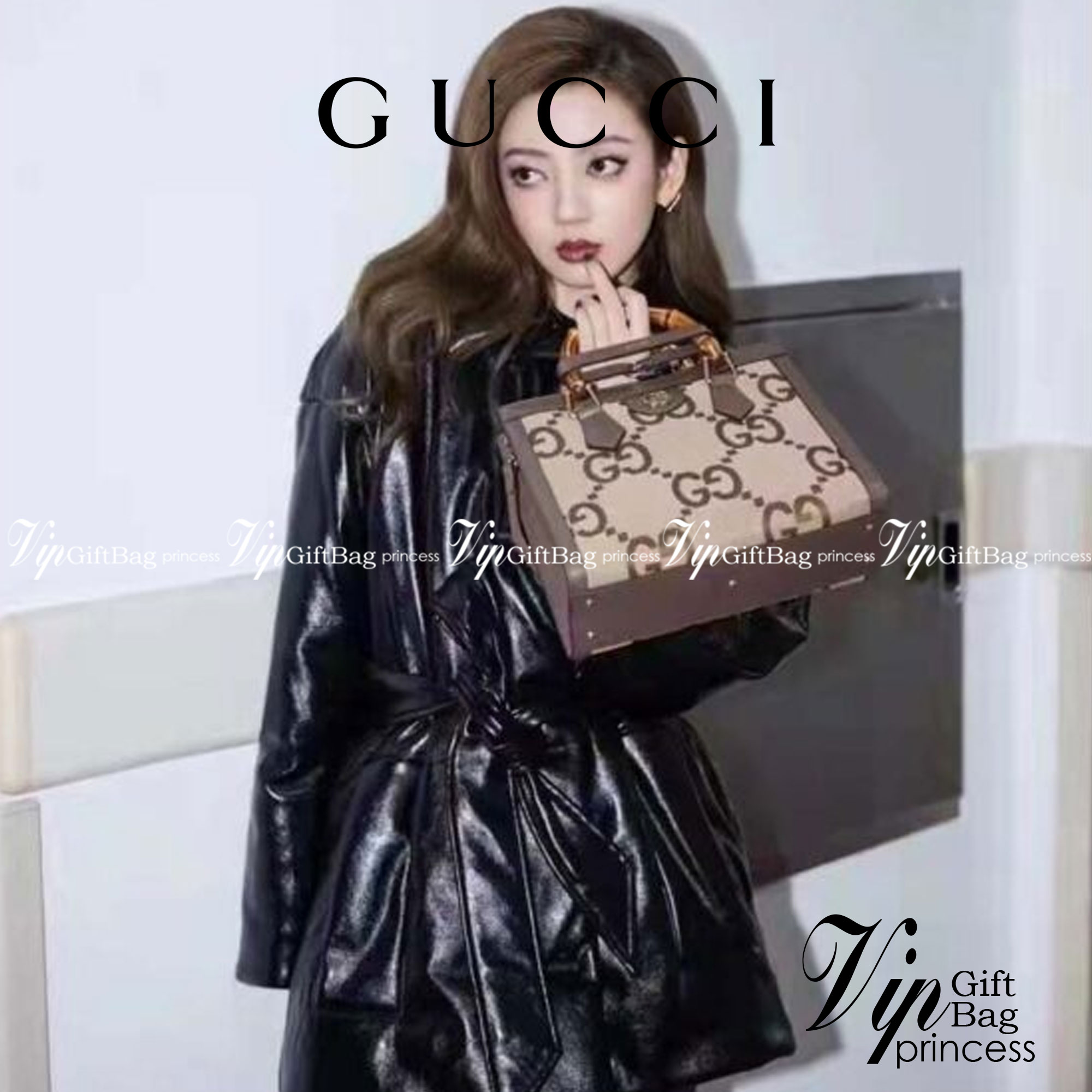 หนังแท้ Gucci Diana jumbo GG small tote bag 27cm พร้อมส่งที่ไทย Brown Camel and ebony jumbo GG canvas ภาพสินค้าถ่ายจากงานขายจริง ใช้งานต่างประเทศได้ค่ะ