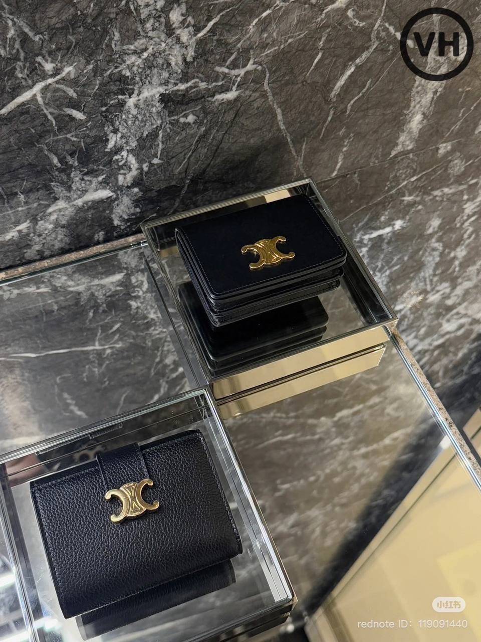ORI หนังแท้ | CELINE Wallet / Celine Triomphe Compact Wallet กระเป๋าสตางค์ใบสั้น 2 พับ กระเป๋าสตางค์ซีลีน