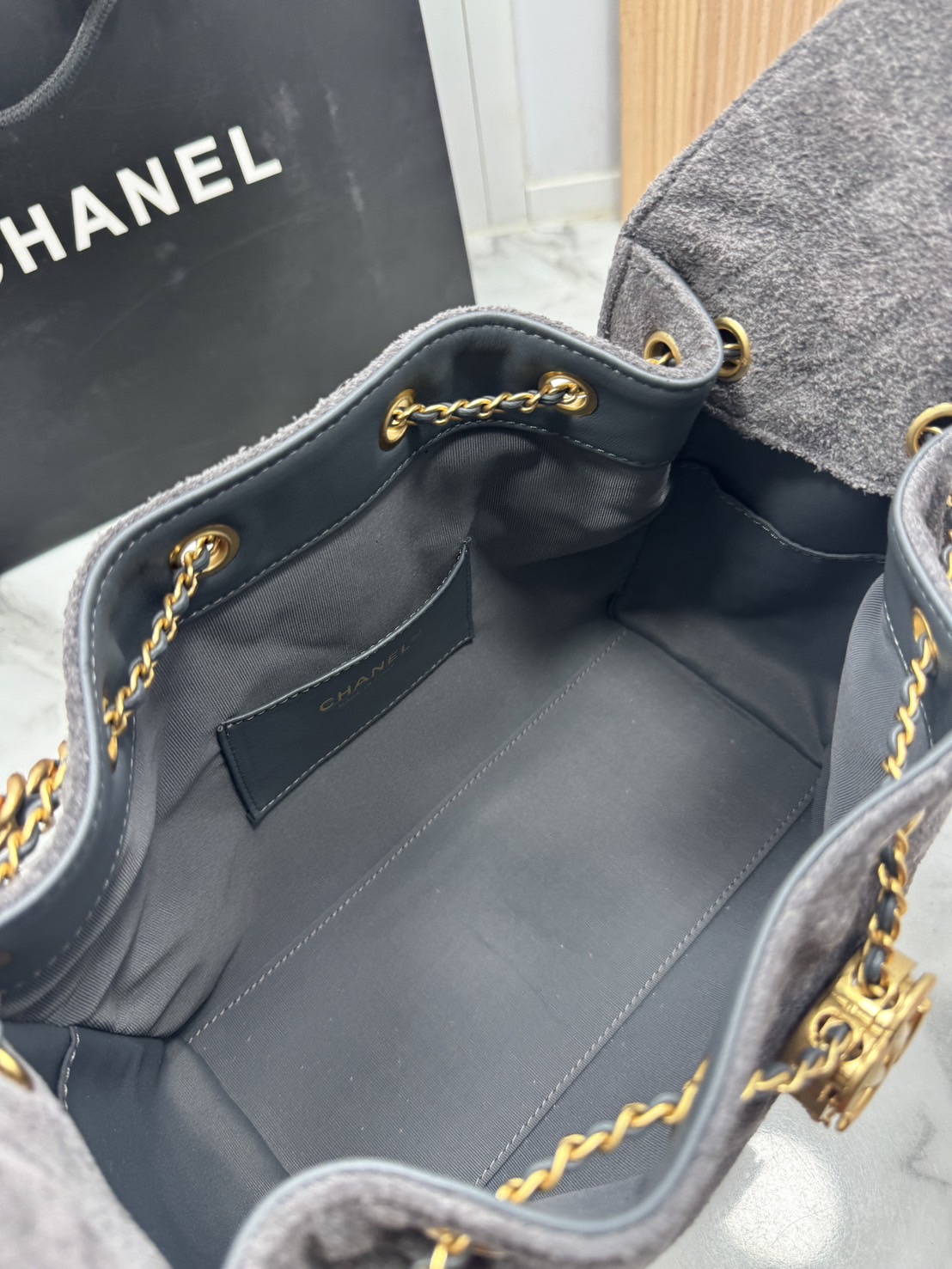 11 สี ORI หนังแท้ | 25cm CHANEL 25 Small Handbag Spring-Summer 2025 กระเป๋าสะพายรุ่นใหม่สุดฮอตแห่งปี ที่สุดแห่งความไอคอนิก