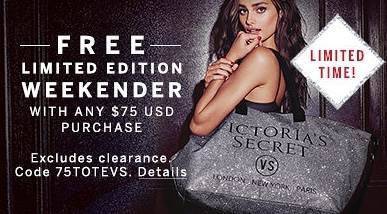 Best Seller! Victorias Secret Limited Edition Weekender Tote Bag Silver Glitter XL Zipper กระเป๋าสะพายไซส์ XL สวยเด่นสะดุดตาสีบรอนซวิ้ง ด้านหน้ามีโลโก้อักษรสีดำ ตัดกับสีกระเป๋าอย่างสวยงาม เปิดปิดซิป ภายในกว้างขว้างมาก จุเสื้อผ้าไปเที่ยว ตจว. ได้ประมาน 3-4