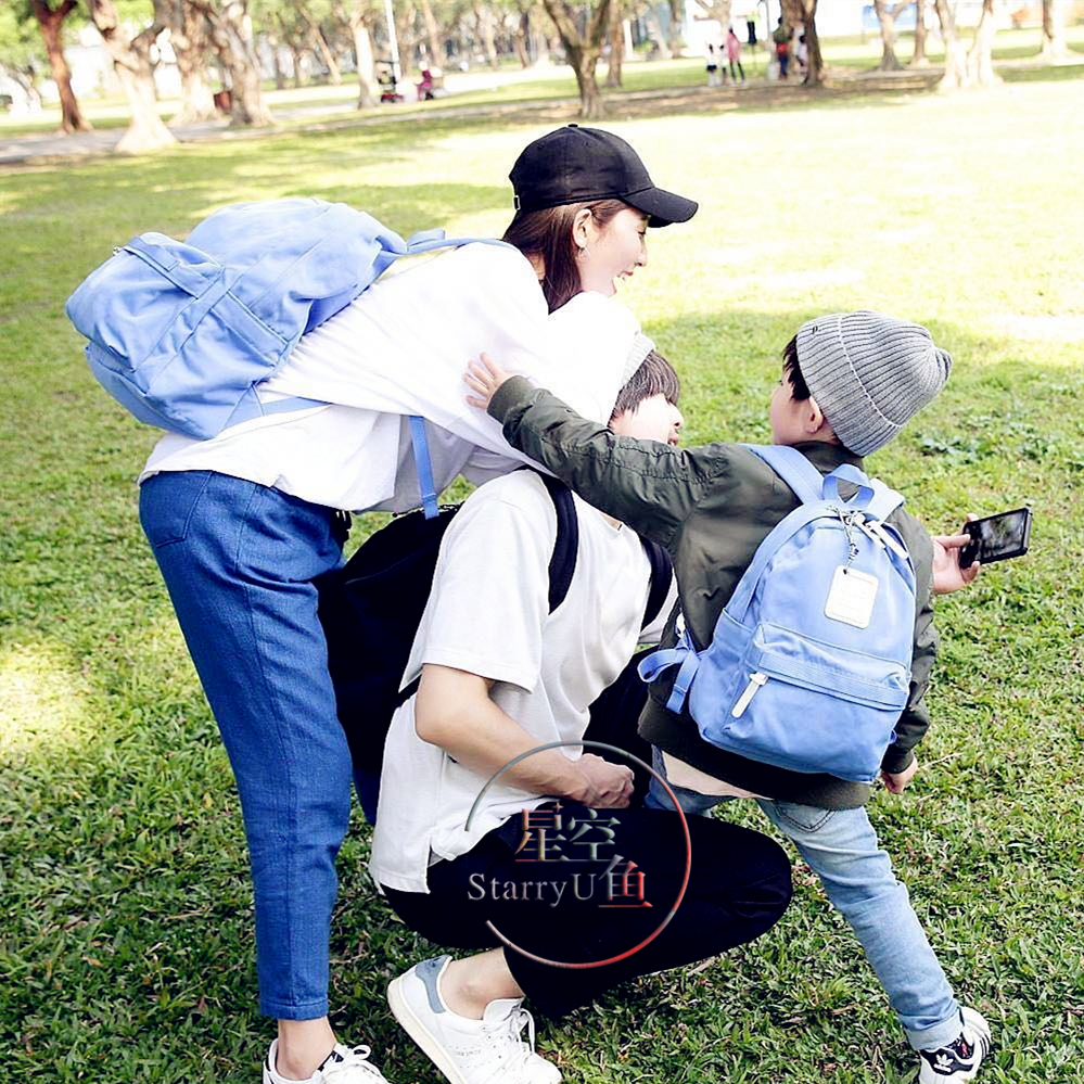 Cilocala backpack Size XS กระเป๋าแบ็คแพ็คสีหวานที่ฮิตกันอย่างมากในหมู่วัยรุ่นญี่ปุ่นและฮ่องกง ด้วยสีหวานๆ โทนพาสเทล ดีไซน์น่ารัก ทันสมัย สำหรับสาวๆ ที่ชอบเก็บของกระจุกกระจิก เพราะมีช่องด้านในเป็นแยกเป็นสัดส่วน จะสะพายไปเรียนหรือแบ็คแพ็คไปเที่ยวได้หมดเลยค่