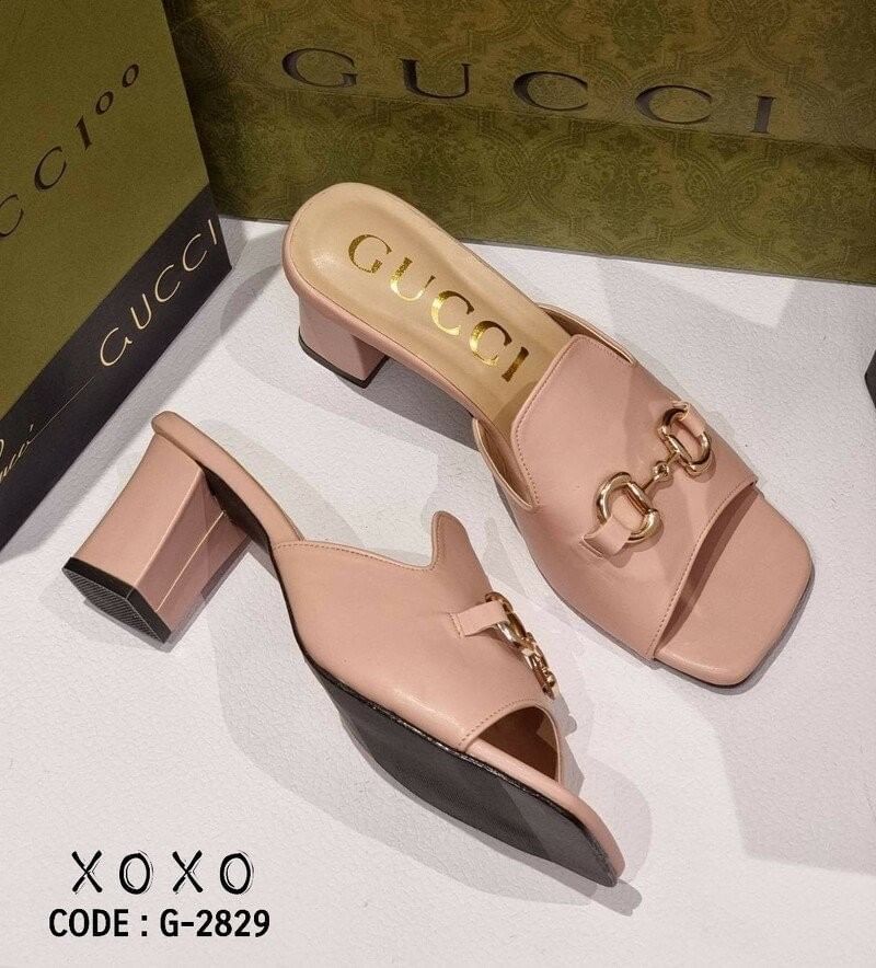 Gucci Mid Heel รองเท้าส้นกลาง 3 นิ้ว งานสวม สวย เก๋ วัสดุหนัง PU ทรงเปิด ด้านบนติดอะไหล่สีทอง ส้นแท่ง ยื่น เดิน ใช้งานง่าย น้ำหนักเบา แมทส์ชุดง่าย