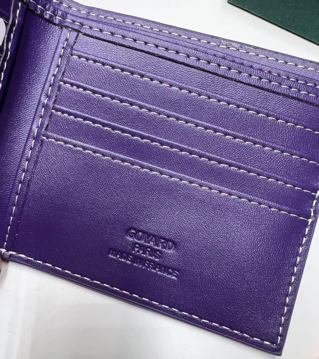 GOYARD WALLET / GOYARD Victoire Bifold Wallet พร้อมส่งที่ไทย เกรดเทพออริจินอล หนังเกรดดีสุด กระเป๋าสตางค์ผู้ชายใบสั้น พร้อมกล่องเขียวแบรนด์สวยหรู อีกรุ่นที่ยอดขายไม่เคยตก ภาพสินค้าถ่ายจากงานขายจริง ใช้งานต่างประเทศได้เลยค่ะ