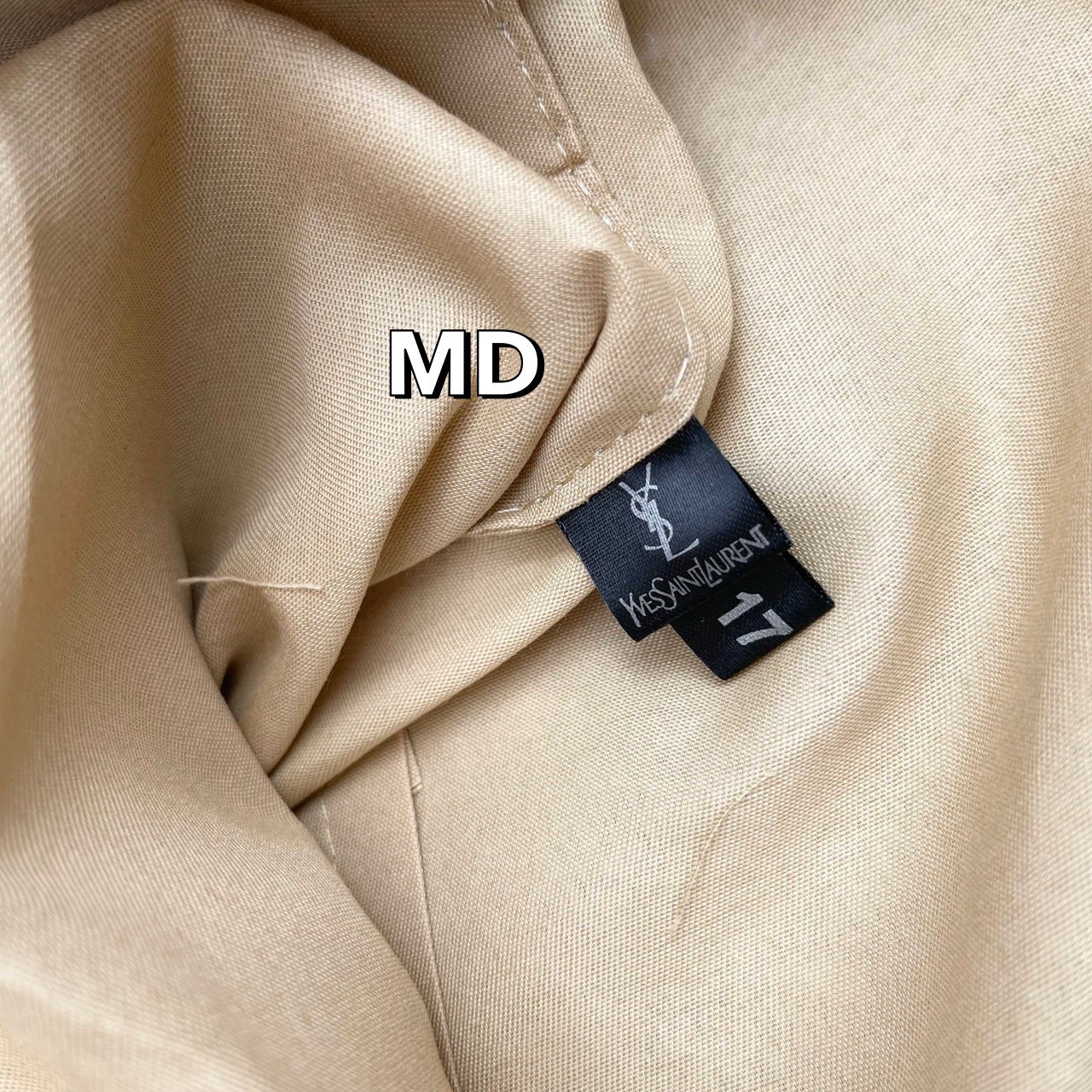 YSL Raffia crochet Icare maxi shopper bag กระเป๋าสะพายทรงโท้ทงานถักโครเช จะกี่รุ่นก็แรงไม่ไหว! ทรงสวยใบใหญ่ รูปทรงยืดหยุ่น ใส่ของได้แบบจุใจ เป็นไอเท็มที่สามารถหยิบมาใช้ได้ง่ายในทุกวัน