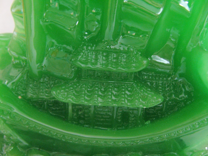 เรือมังกรสีหยกลำใหญ่สมปรารถนาราบรื่นค่ะ