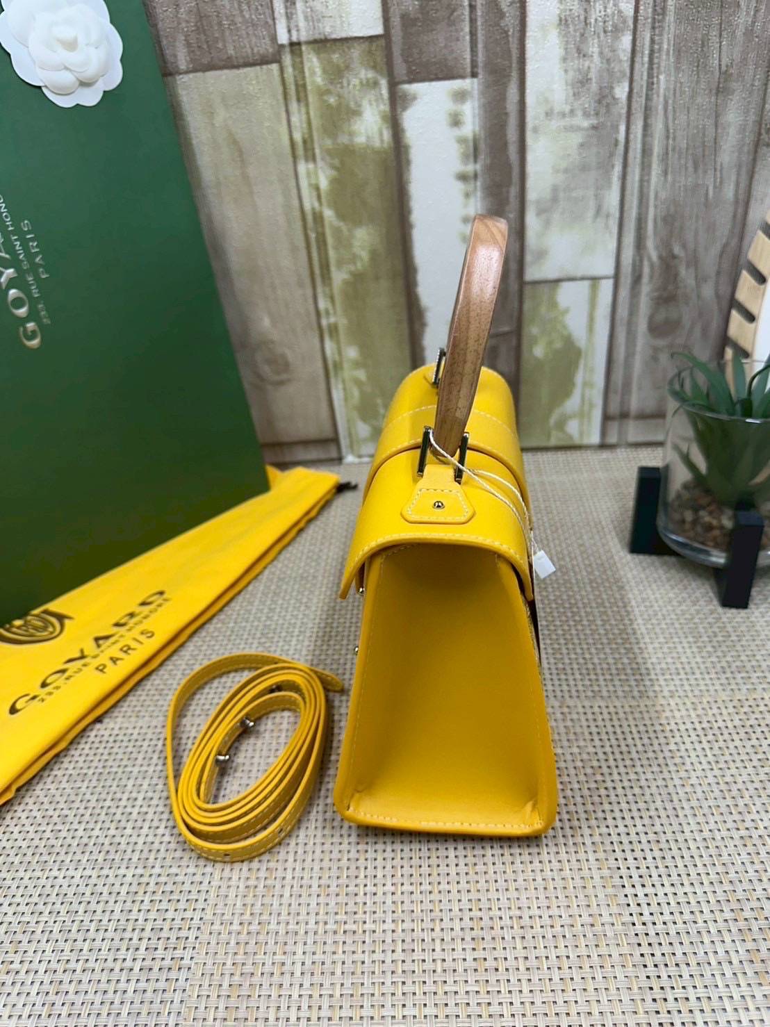 10 สี ORI หนังแท้ | GOYARD Saïgon Souple Mini Bag 20cm กระเป๋าถือ/สะพายดีไซน์หูจับไม้เป็นเอกลักษณ์ที่สวยหรูหราสง่างาม