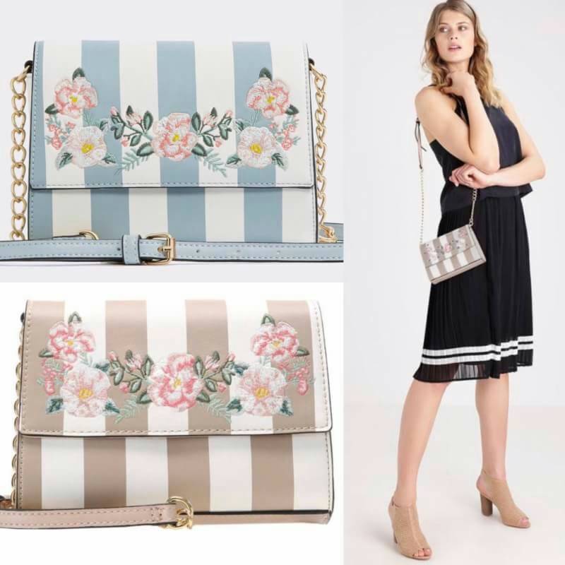 ALDO Flower Crossbody Bag กระเป๋าสะพาย ALDO แบรนด์ดังจากแคนนาดา ดีไซน์สุดชิคปักลายดอกไม้สไตล์วินเทจหนังลายทาง สีพาสเทลอยู่ทรงกันน้ำ เปิดปิดด้วยกระดุมแม่เหล็ก ภายในมีโลโก้ ช่องซิป ช่องใส่มือถือ ใส่iphone+ได้ น้ำหนักเบา เป็นอีกหนึ่งรุ่นแนะนำคอลเลคชั่นล่าสุด