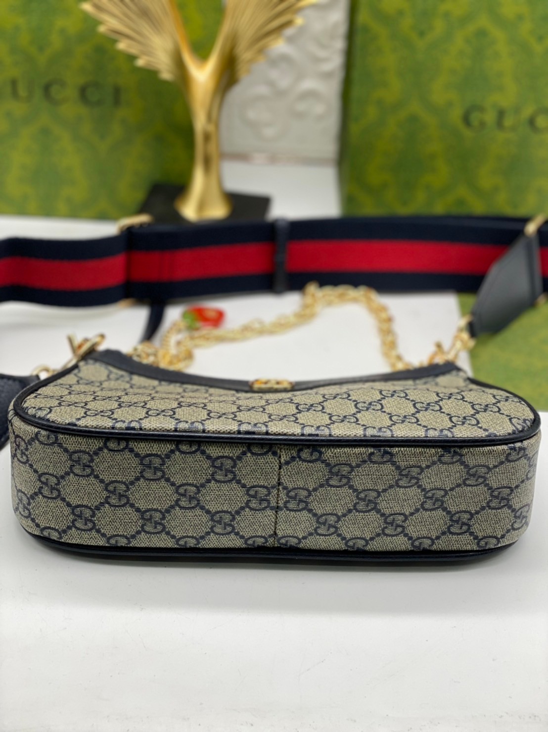 GUCCI Ophidia small handbag strawberry เกรดออริจินอล งานสวยตรงปก ภาพถ่ายจากงานขายจริง ใช้งานต่างประเทศได้