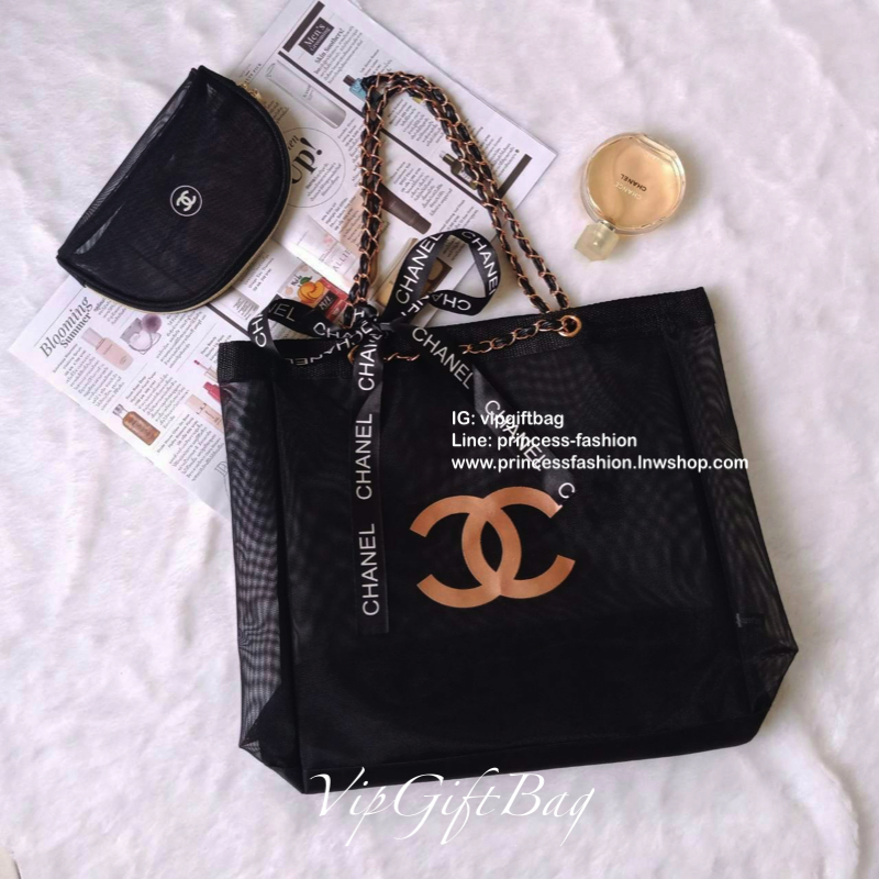 สีพิ้งค์โกลด์สุดหรู **ถึงไทยแล้วค่ะ ---- ซื้อ1ได้ถึง2 !!! ---- Chanel Shopping Ribbin bag Chain With + Cosmetic Pouch กระเป๋าสะพายใบใหญ่ทรง Shopping พร้อมกระเป๋าใส่เครื่องสำอางค์ ใบเล็ก จากงานพรีเมี่ยมกิ้ฟของแท้นำเข้าจาก Chanel Perfume Counter ใบใหญ่วัสดุ