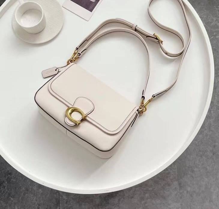 Coach Soft Tabby Shoulder Bag 5 สี กระเป๋าสะพายข้างหนังสวย พร้อมส่งที่ไทยราคาสุดคุ้มห้ามพลาดค่ะ!