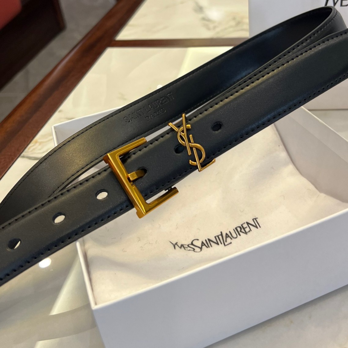 YSL 3D LOGO LEATHER BELT / YSL BELT เข็มขัดหนังเรียบสไตล์วินเทจ ขนาดกำลัง หัวเข็มขัด3Dโลโก้แบรนด์สีทองวินเทจ