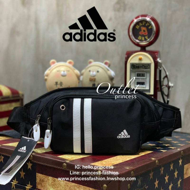 Adidas Waistbag สวยมีสไตล์ไปกับกระเป๋าคาดเอวแบบพกพาของสำคัญไปกับคุณทุกที่ กระเป๋าคาดเอวใบนี้ให้คุณเก็บของใช้อย่างเป็นระเบียบ วัสดุNylon+Polyester กระเป๋าด้านหน้าและด้านหลังมีซิปสำหรับเก็บโทรศัพท์ กุญแจ และของสำคัญชิ้นเล็ก ๆ เพิ่มดีเทลเก๋ๆด้วยหัวซิปหนังและ