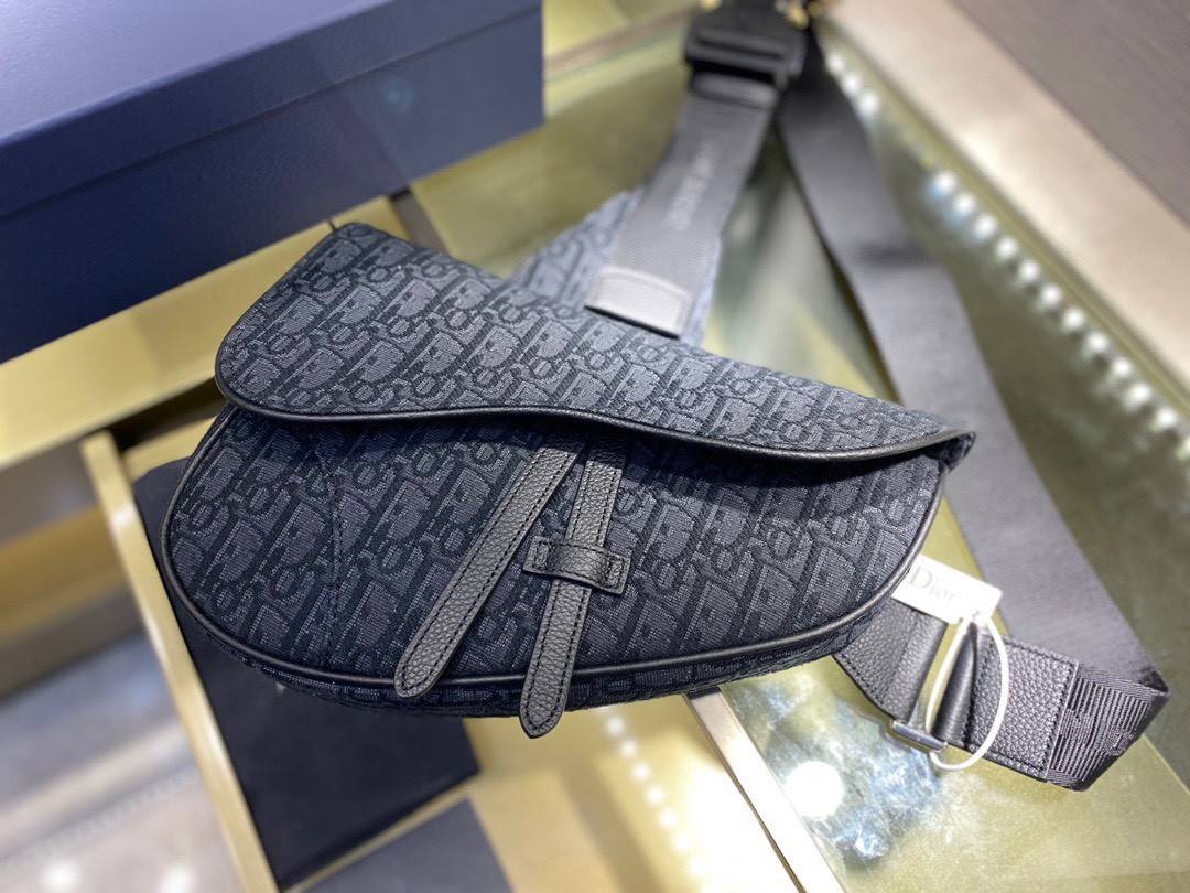 CHRISTIAN DIOR SADDLE BAG Black Dior Oblique Jacquard
