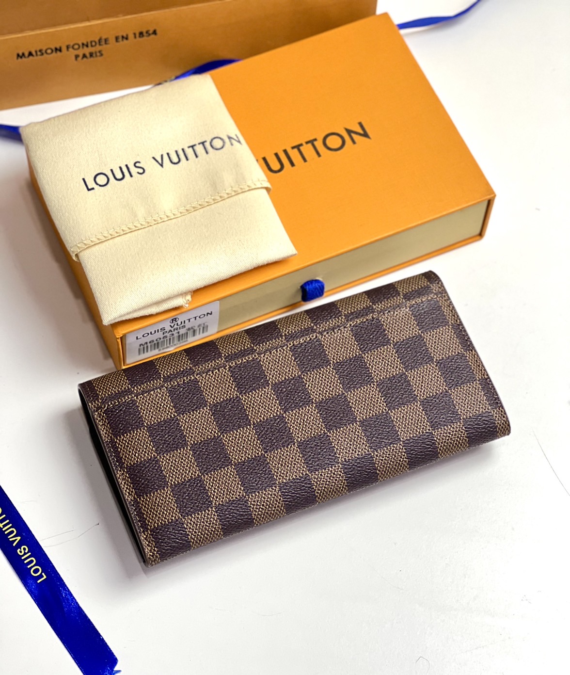 LV Long Wallet / LV Sarah Wallet Monogram Canvas กระเป๋าสตางค์ใบยาวแบรนด์ดัง สวยหรูดูแพง สีและลายคลาสสิค เลือกช้อป! ใช้แล้วรับทรัพย์ ปังแน่นอนค้า