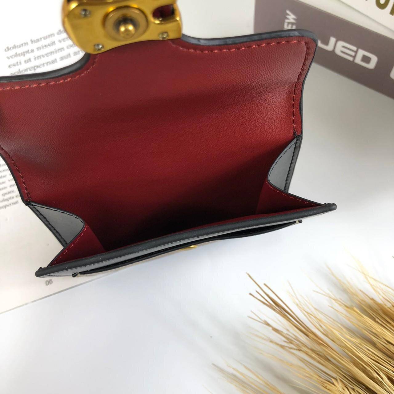 กระเป๋าสตางค์ใบสั้น COACH สามารถใช้งานได้ทั้งด้านหน้าและด้านหลัง