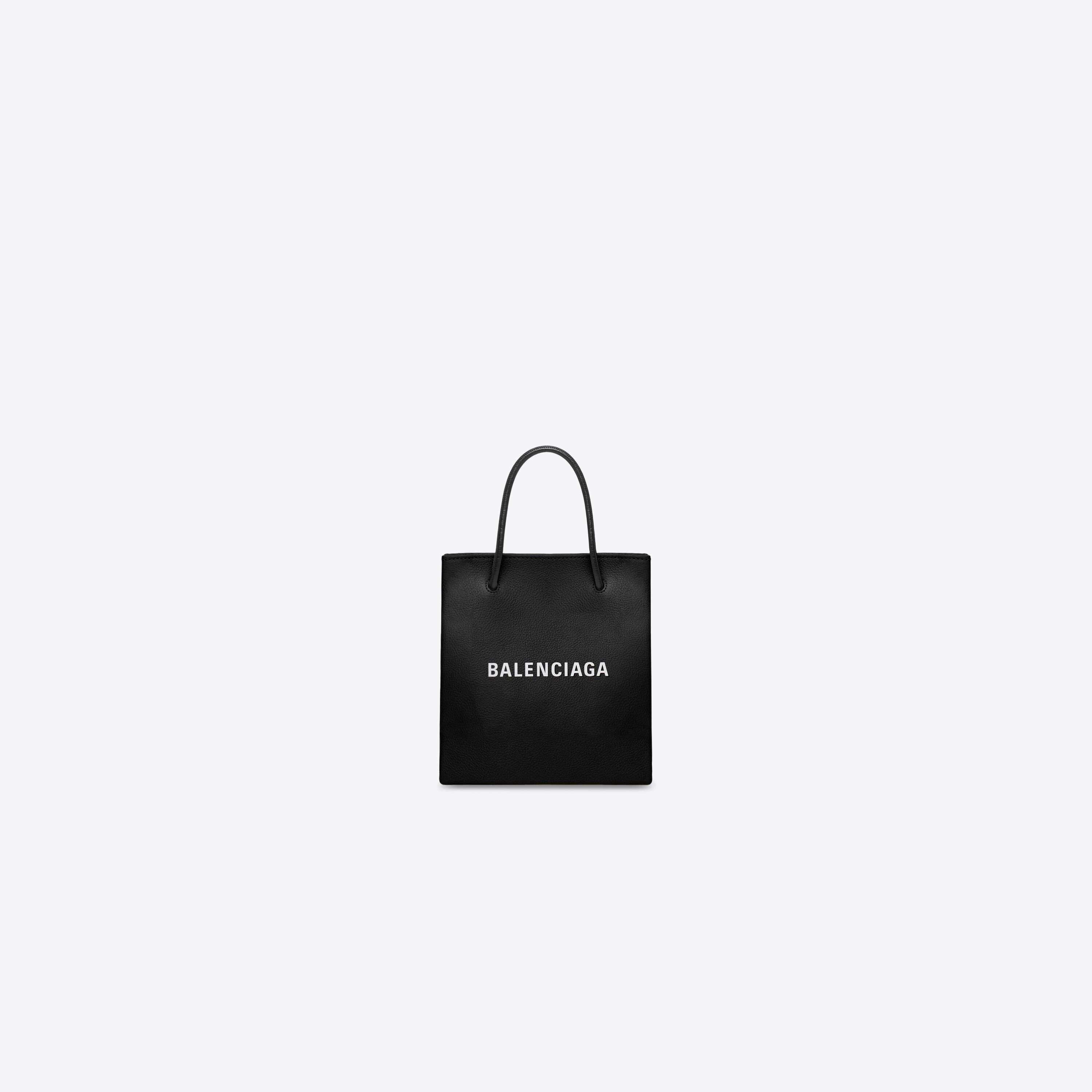 หนังแท้ BALENCIAGA XXS TOTE / Balenciaga shopping tote xxs พกกระเป๋าช้อปปิ้ง ไปทุกที่ในฤดูกาลนี้ ดีไซน์ที่ใช้ได้ทุกวันตั้งแต่หนังแบบมีเท็กซ์เจอร์ ภาพสินค้าถ่ายจากงานขายจริง ใช้งานต่างประเทศได้