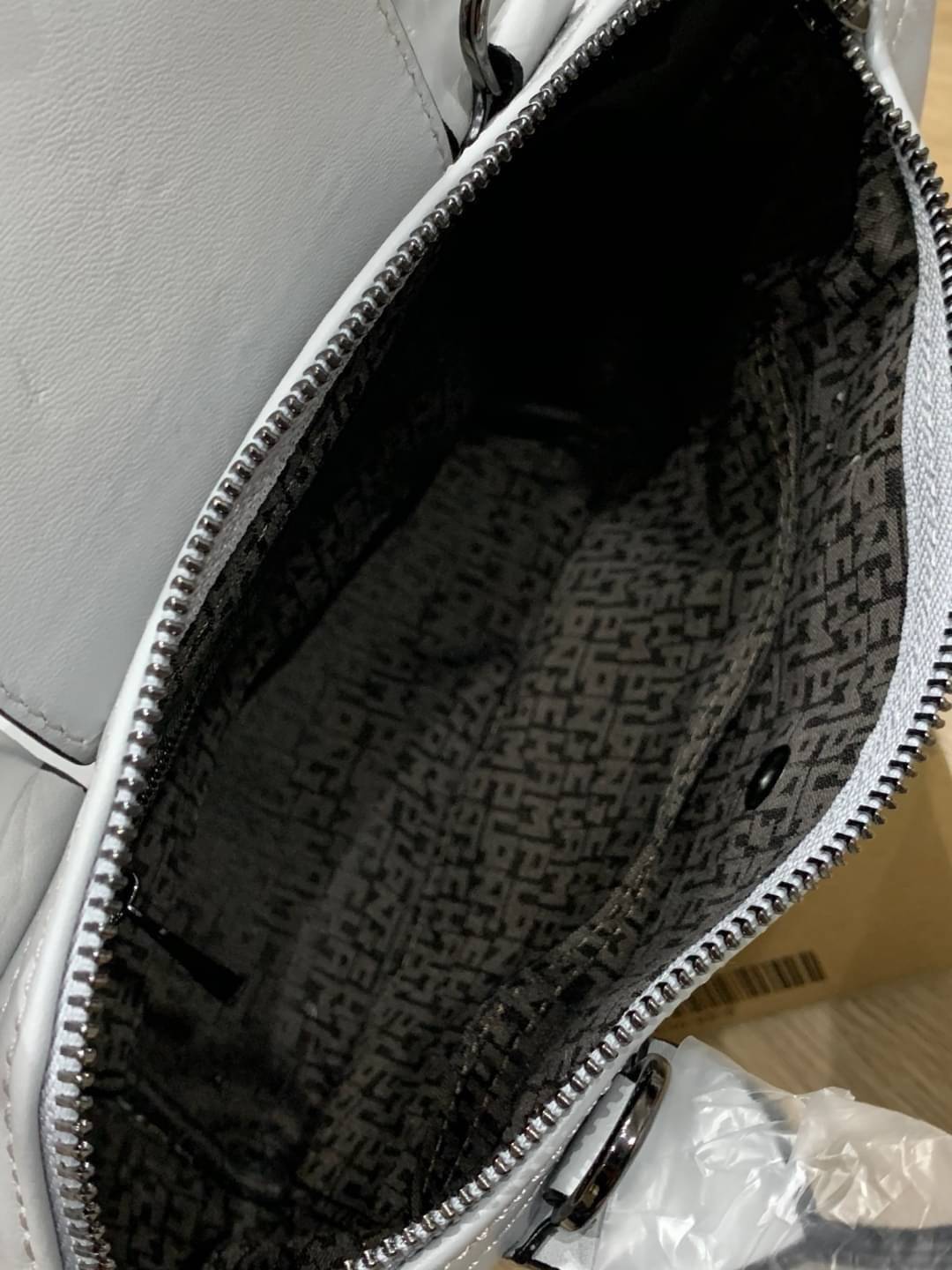 ของแท้ 100% Longchamp LE PLIAGE CUIR TOP HANDLE BAG Color: Black,Orange,Sienna, Navy,Nordic,Grey,Lichen