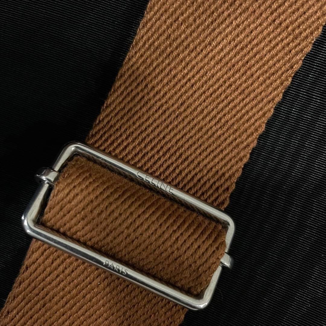 ORI CELINE cylinder bag in TRIOMPHE CANVAS Tan เกรดออริจินอล หนังแท้ พร้อมส่งที่ไทย ภาพถ่ายจากงานขายจริง ใช้งานต่างประเทศได้