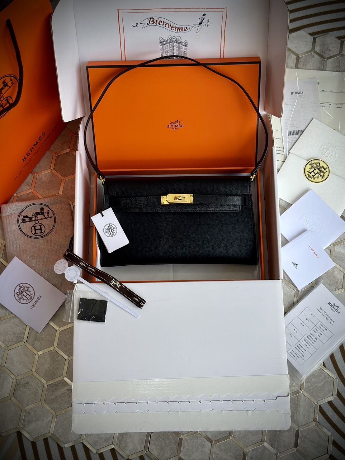 HERMES Kelly Classique To Go wallet swift leather เกรดงานดีสุด กระเป๋าแบรนด์หรูทรงกระเป๋าสตางค์ หนังแท้ เกรดออริ ท็อป สลับแท้ 1:1 ใช้งานต่างประเทศได้