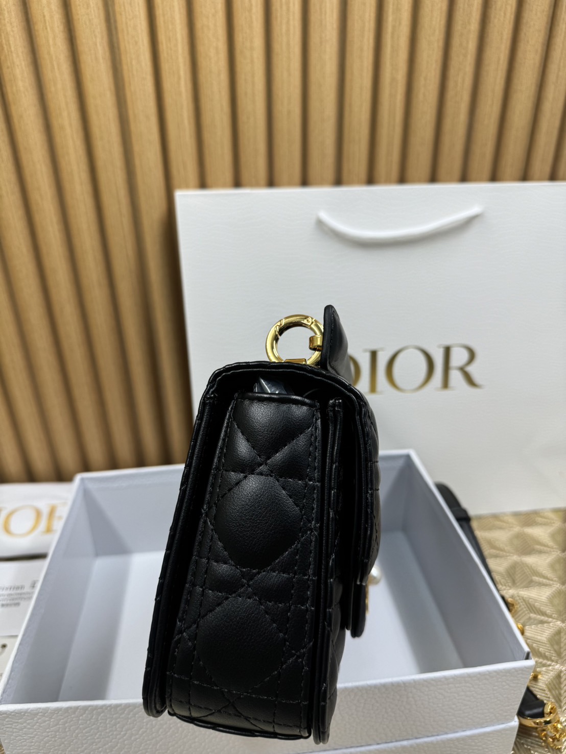 พร้อมส่ง 6 สี Small Dior Jolie Top Handle Bag 22cm กระเป๋าสะพาย เกรดออริ สลับแท้ 1:1 ใช้ต่างประเทศได้