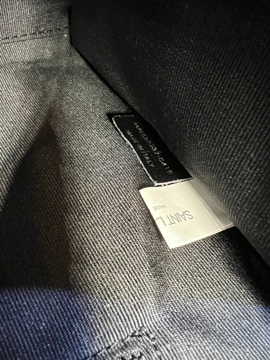 หนังแท้ YSL college large chain bag in quilted leather 30cm กระเป๋าสะพายใบใหญ่ ดีไซน์ทรงสวยหรู ตอบโจทย์ได้ทุกสไตล์ ภาพสินค้าถ่ายจากงานขายจริง ใช้งานต่างประเทศได้