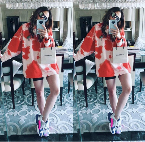 หนังแท้ BALENCIAGA XXS TOTE / Balenciaga shopping tote xxs พกกระเป๋าช้อปปิ้ง ไปทุกที่ในฤดูกาลนี้ ดีไซน์ที่ใช้ได้ทุกวันตั้งแต่หนังแบบมีเท็กซ์เจอร์ ภาพสินค้าถ่ายจากงานขายจริง ใช้งานต่างประเทศได้